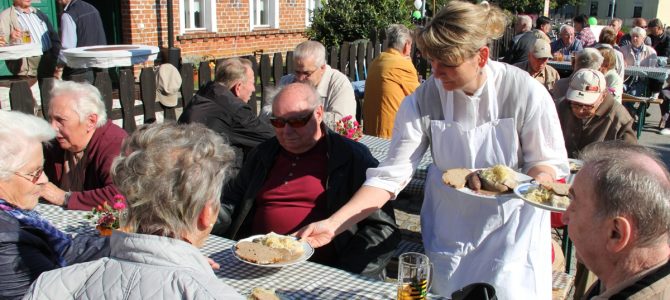 Kirmes mit Schlachtfest am 3. Oktober 2015